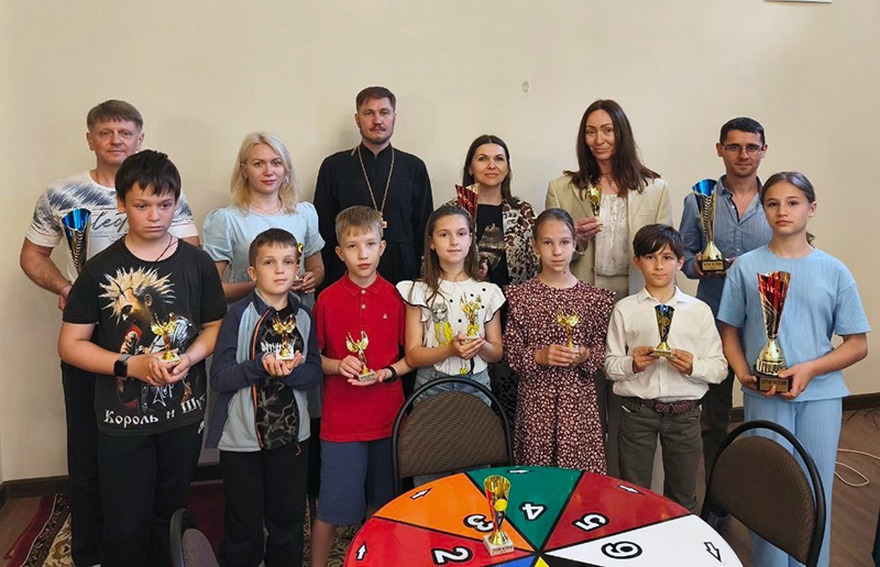 РБОО «Мы — севастопольцы» поддерживает воскресную школу Владимирского собора