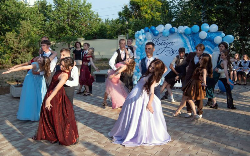 Выпускные вечера в севастопольских школах пройдут с учетом всех мер безопасности